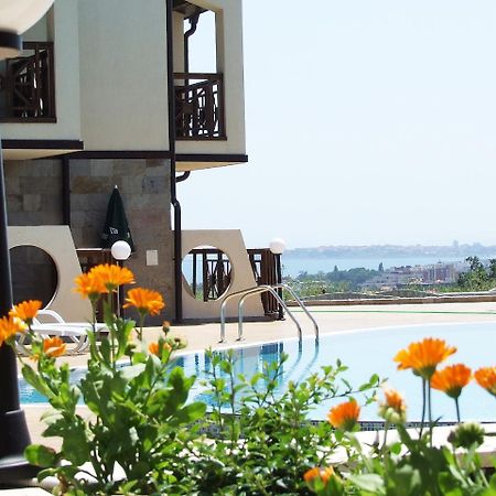 Imperial Heights Villas Солнечный берег Экстерьер фото