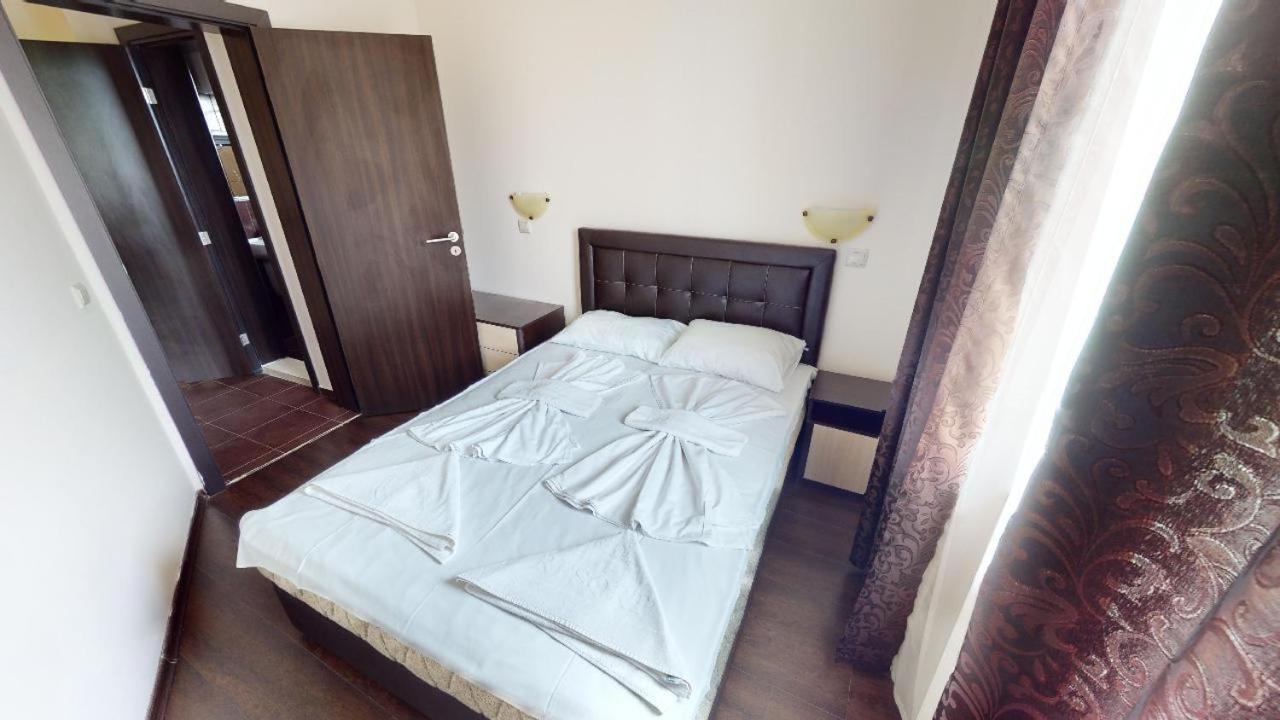 Imperial Heights Villas Солнечный берег Экстерьер фото