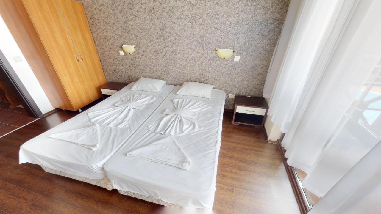 Imperial Heights Villas Солнечный берег Экстерьер фото