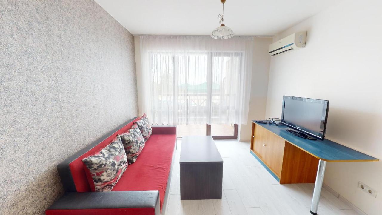 Imperial Heights Villas Солнечный берег Экстерьер фото