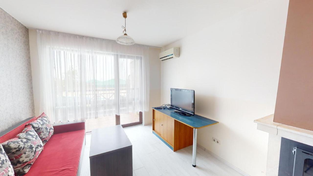 Imperial Heights Villas Солнечный берег Экстерьер фото