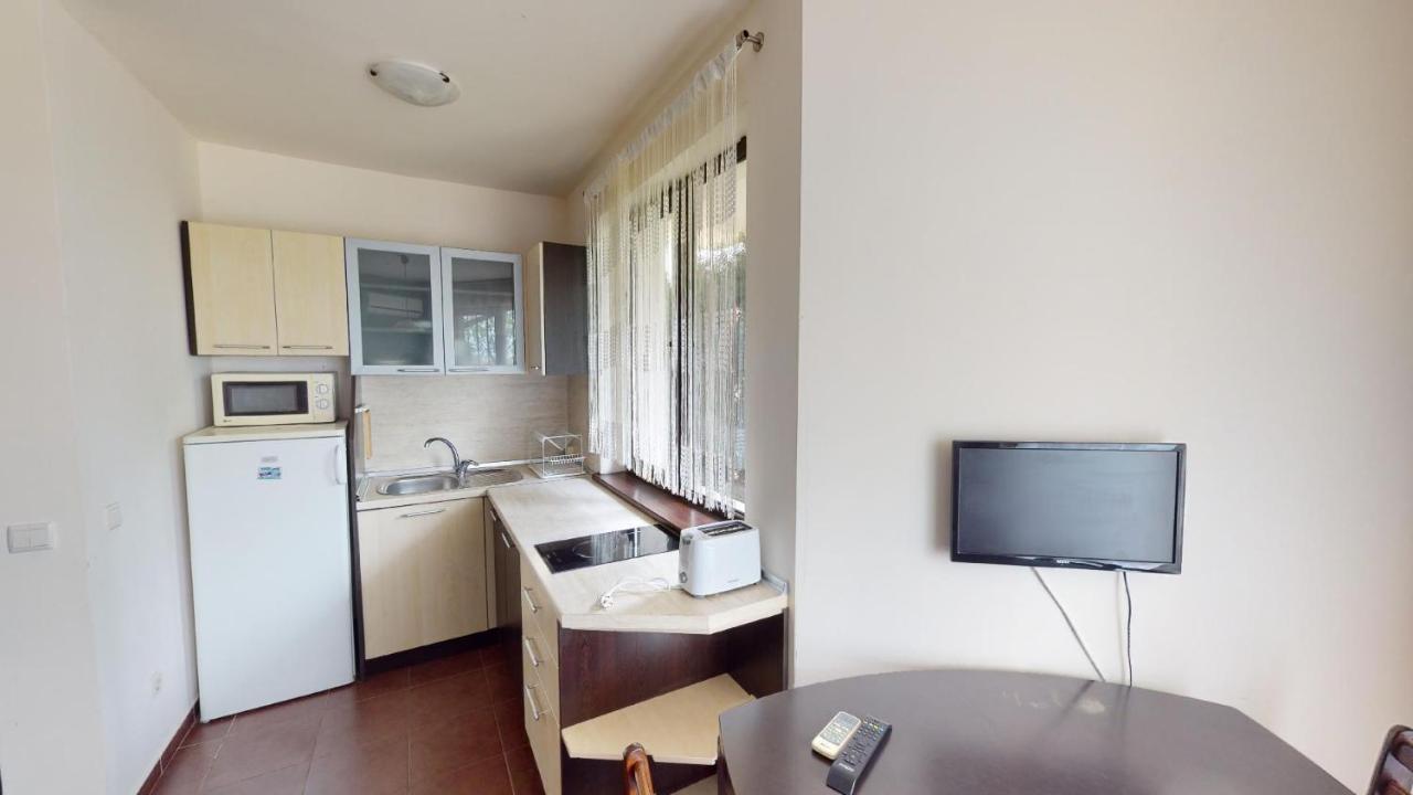 Imperial Heights Villas Солнечный берег Экстерьер фото