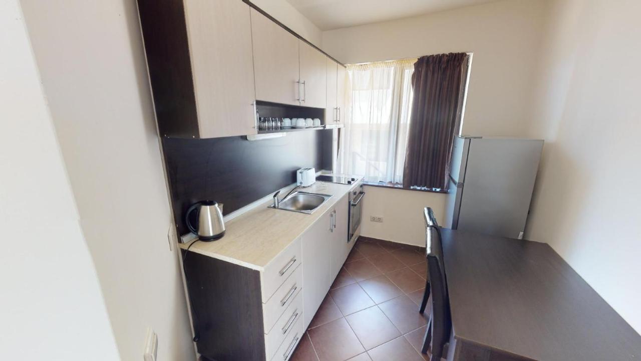 Imperial Heights Villas Солнечный берег Экстерьер фото