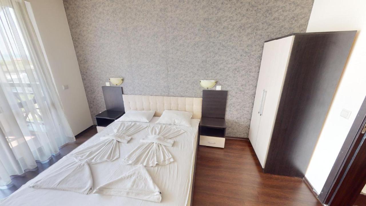 Imperial Heights Villas Солнечный берег Экстерьер фото