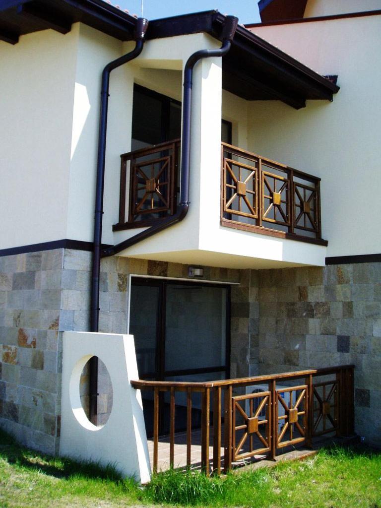 Imperial Heights Villas Солнечный берег Экстерьер фото